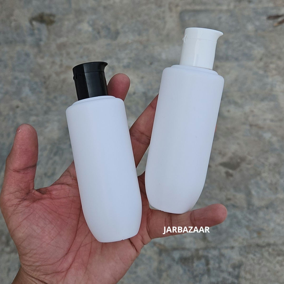 100 ML U-shape white HDPE bottle with black and white beak fliptops