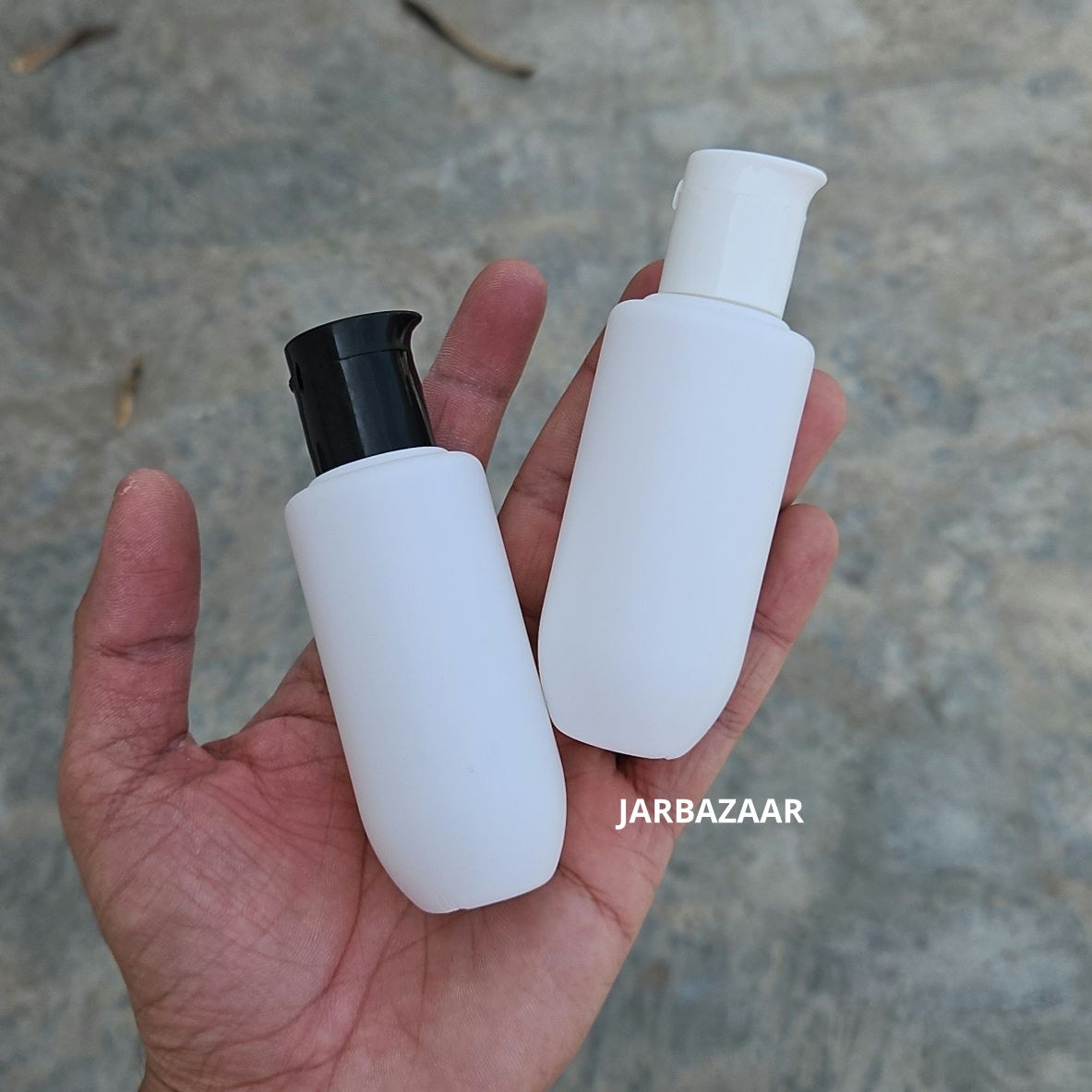 50 ML U-shape white HDPE bottle with black and white beak fliptops