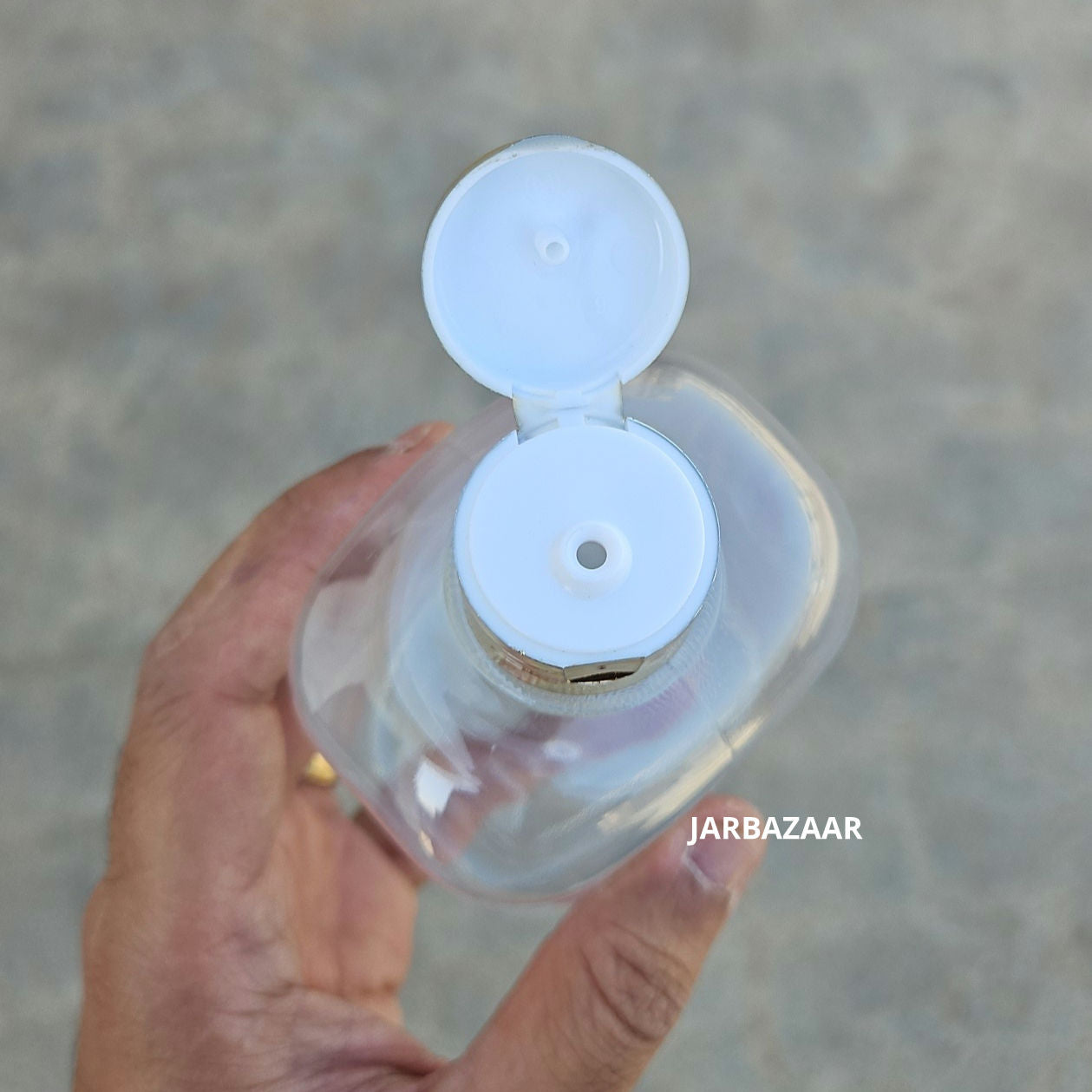250 ML Square Transparent Pet Bottle (With Golden Fliptop Caps)