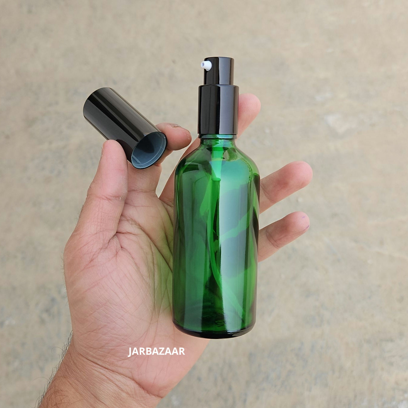100 ml Green Glass bottle (With Premium Black Serum Pumps)