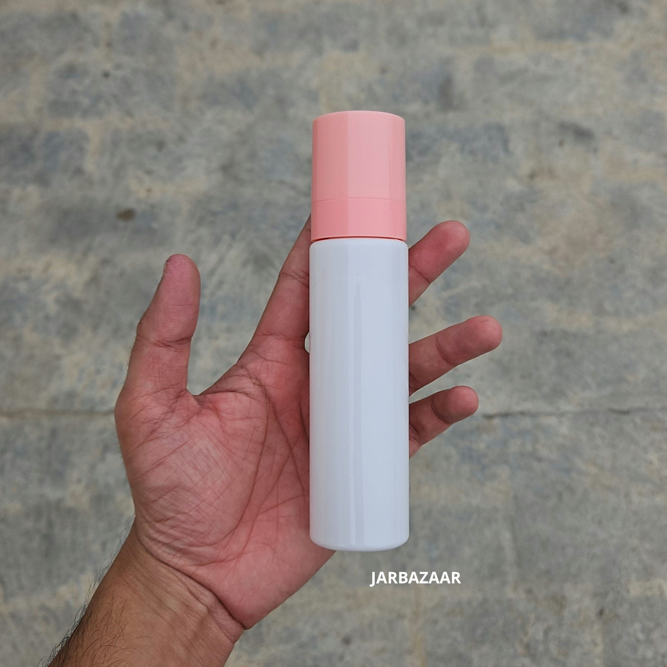 100 ML Sleek White Pet Bottle (With Pink Opaque Spray Pumps)