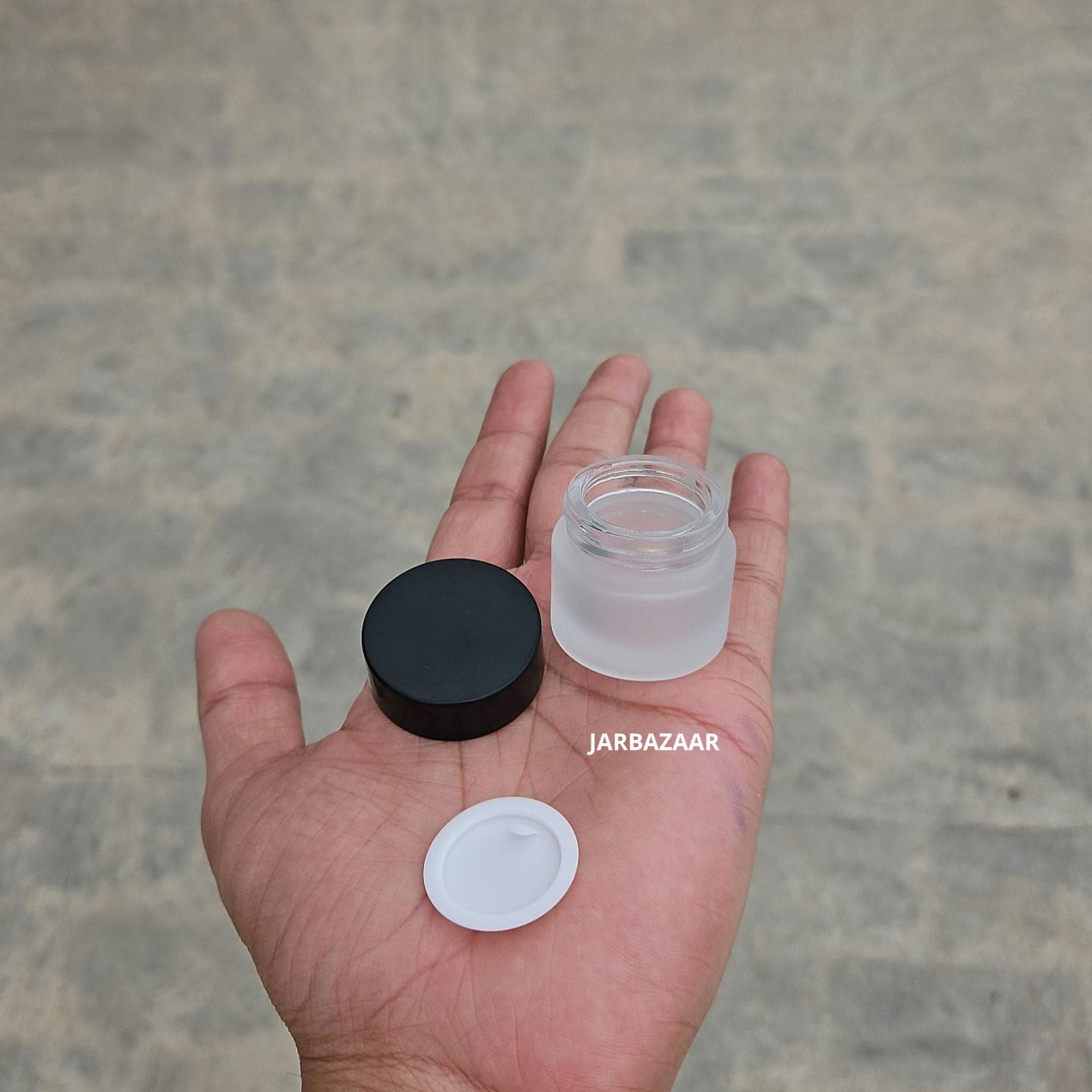 10 Gram Frosted Glass Jar (Black Cap)