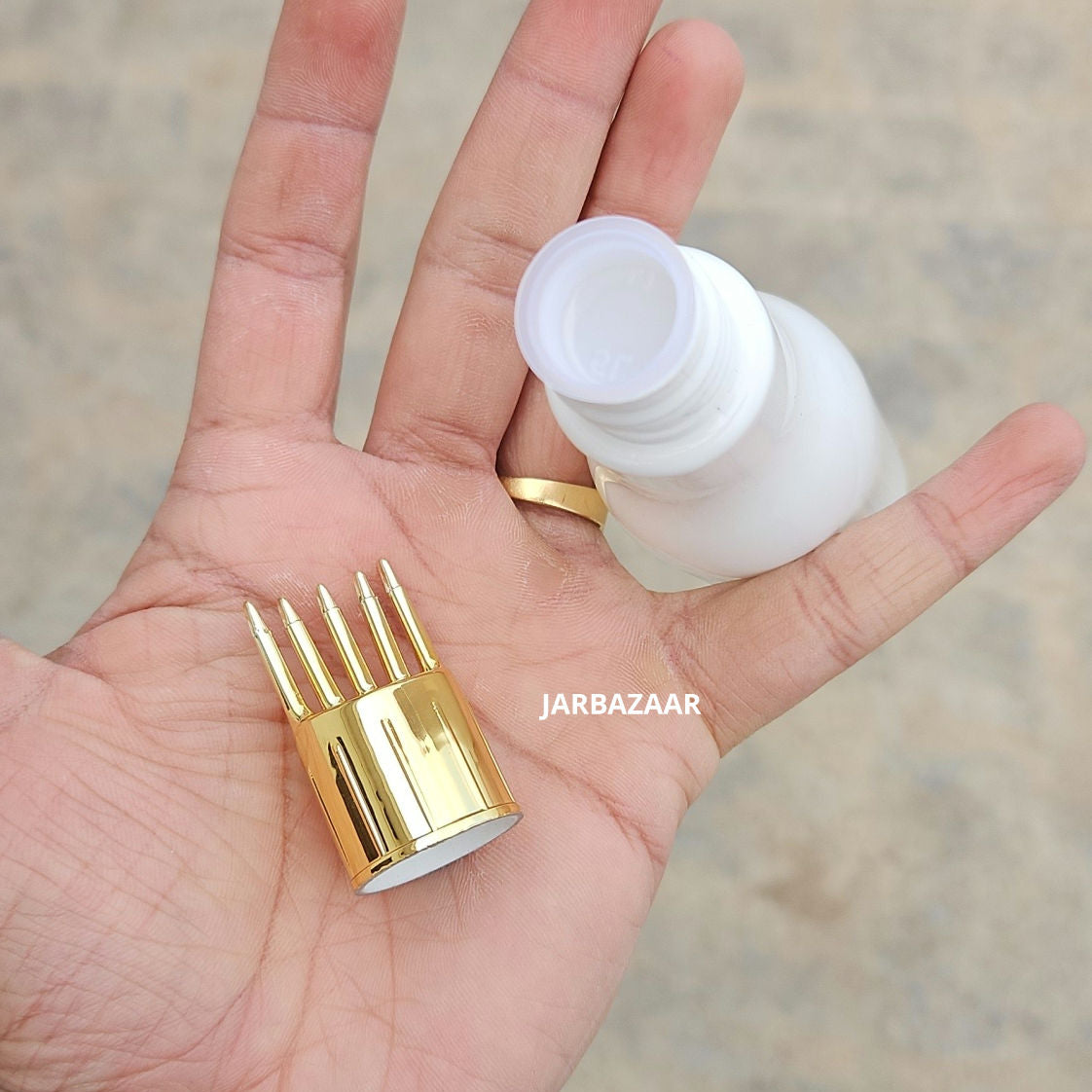 100 ML Asta White Pet Bottle (With Golden Comb Cap)