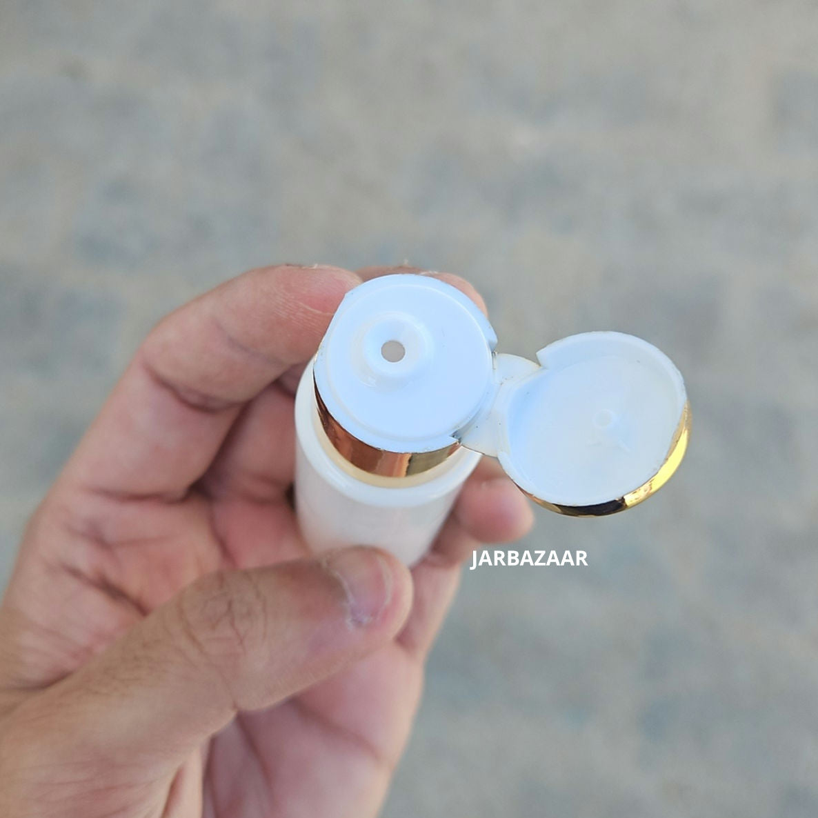 30 ML White Pet Bottle (With Golden Fliptop Caps)