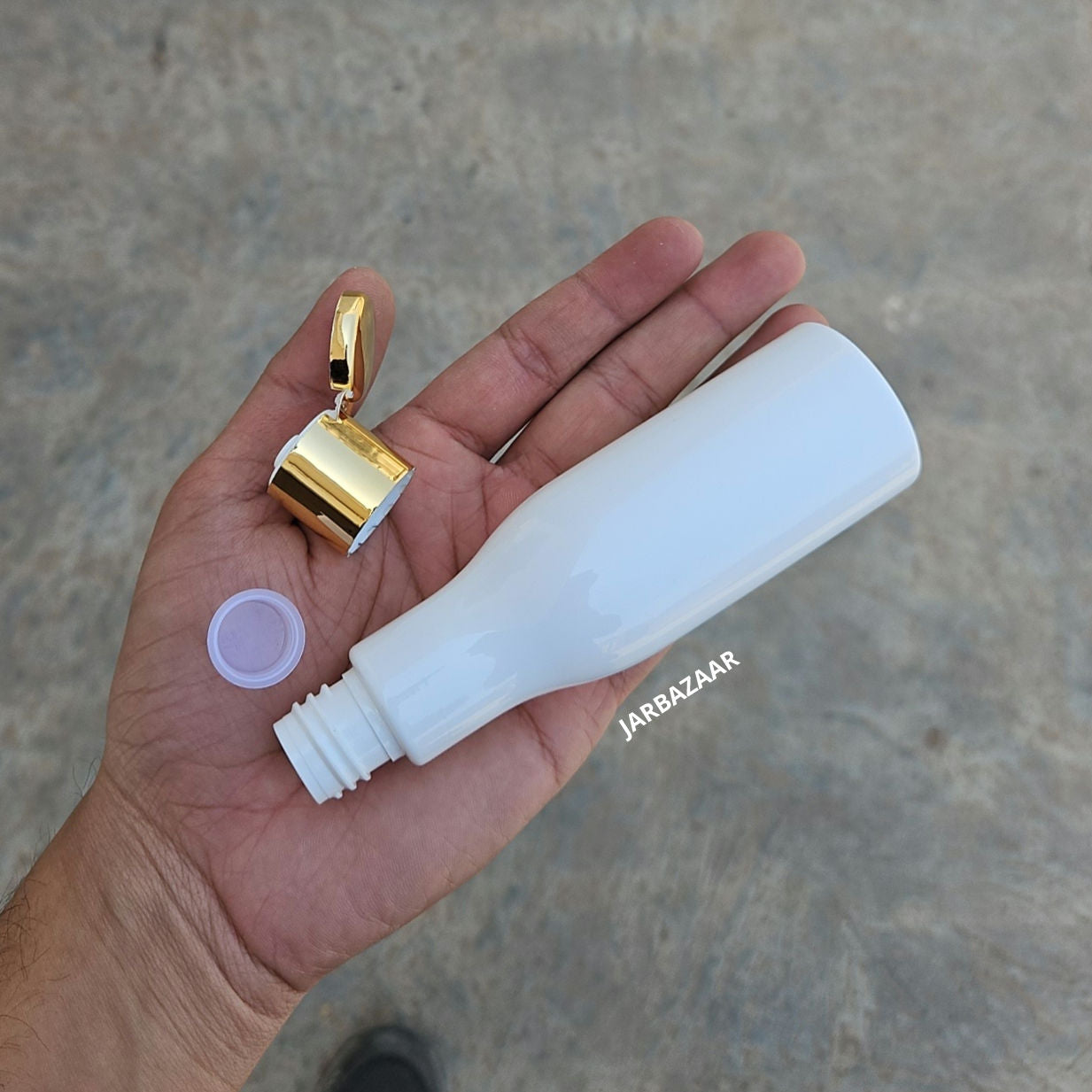 100 ML Asta White Pet Bottle (With Golden Fliptop Caps)