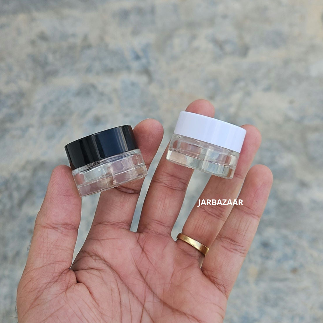 5 Gram Clear Glass Jar (Black/White Cap)