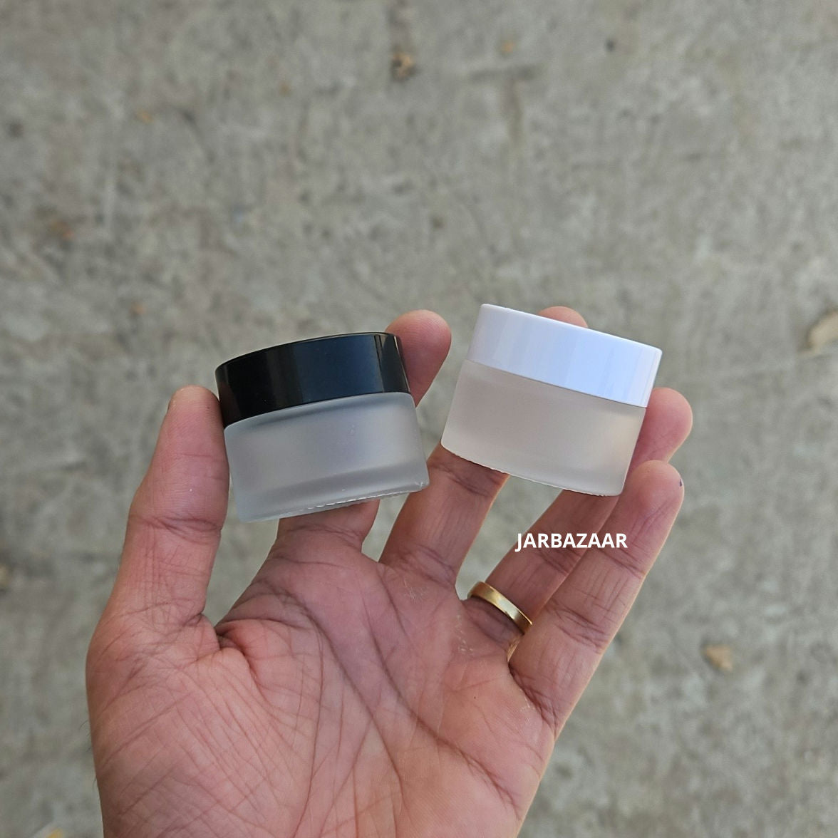 15 Gram Clear Frosted Glass Jar (Black/White Cap)
