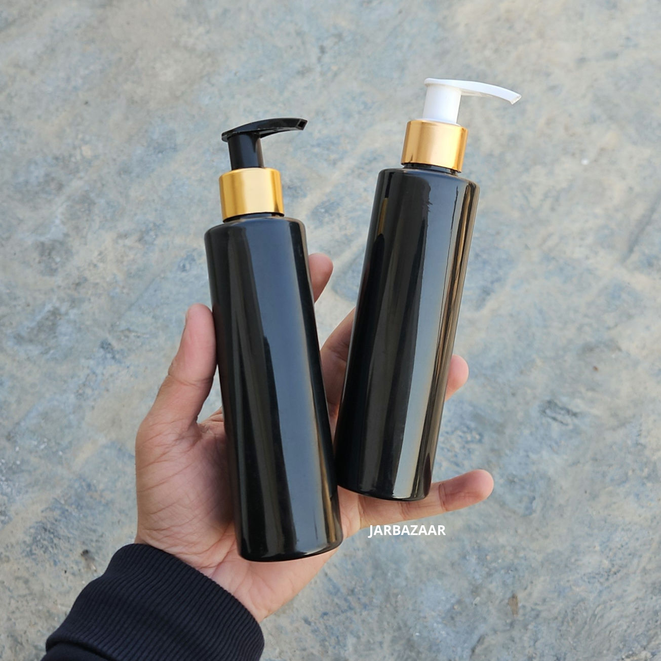 200 ML Sleek Black Dispenser Bottle (Golden Black/Golden White)