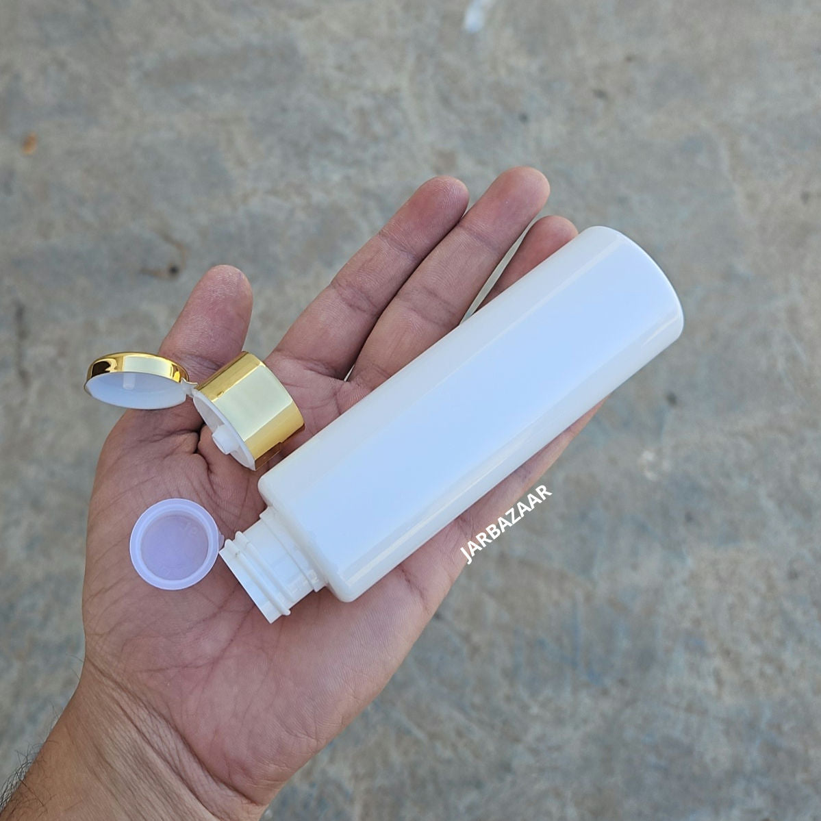 100 ML Sleek White Pet Bottle (With Golden Fliptop Caps)