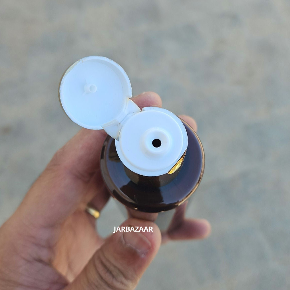 100 ML GLI Amber Pet Bottle (With Golden Fliptop Caps)