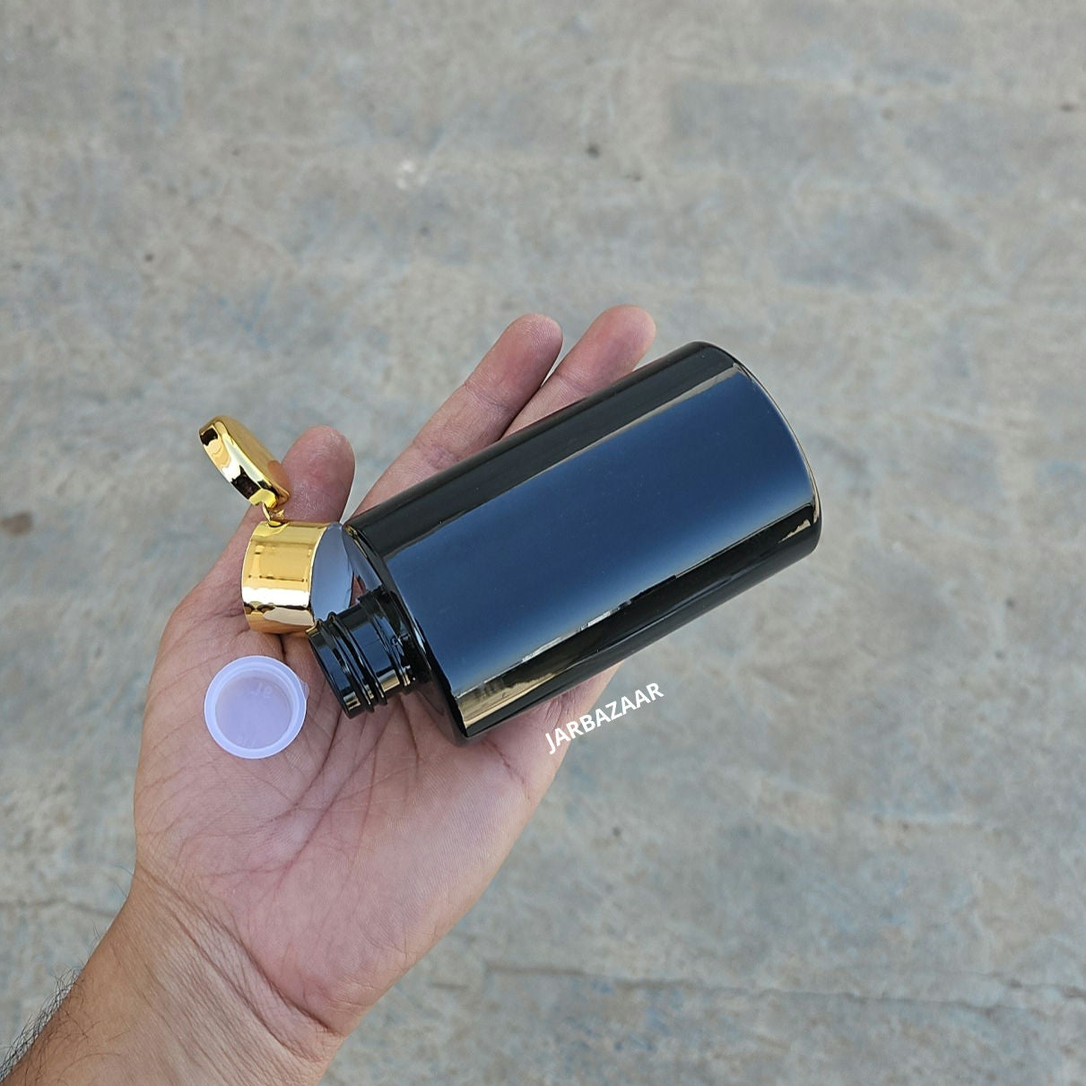 200 ML Rio Black Pet Bottle (With Golden Fliptop Caps)