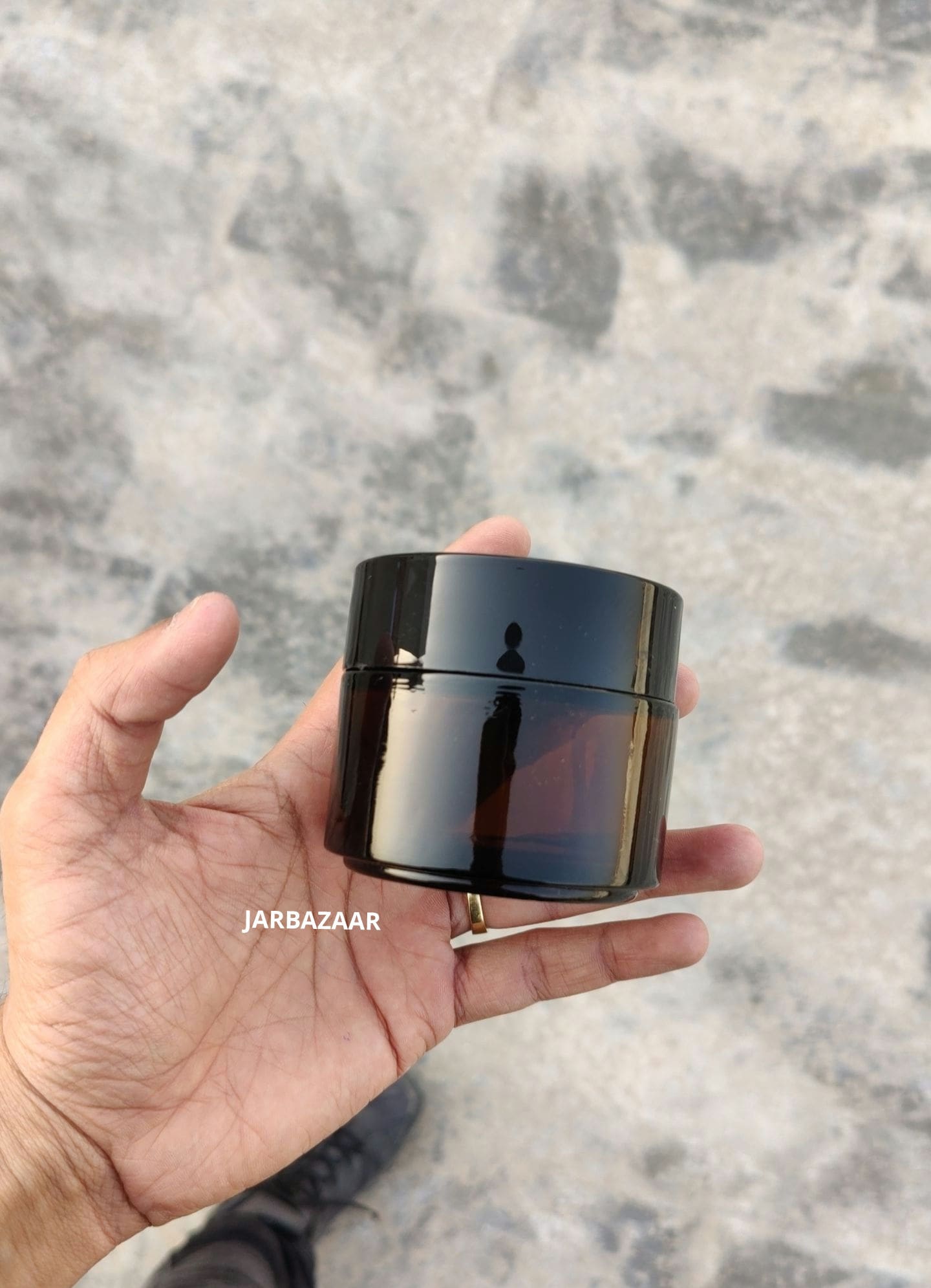 100 Gram Broad Amber Glass Jar (Black Cap)