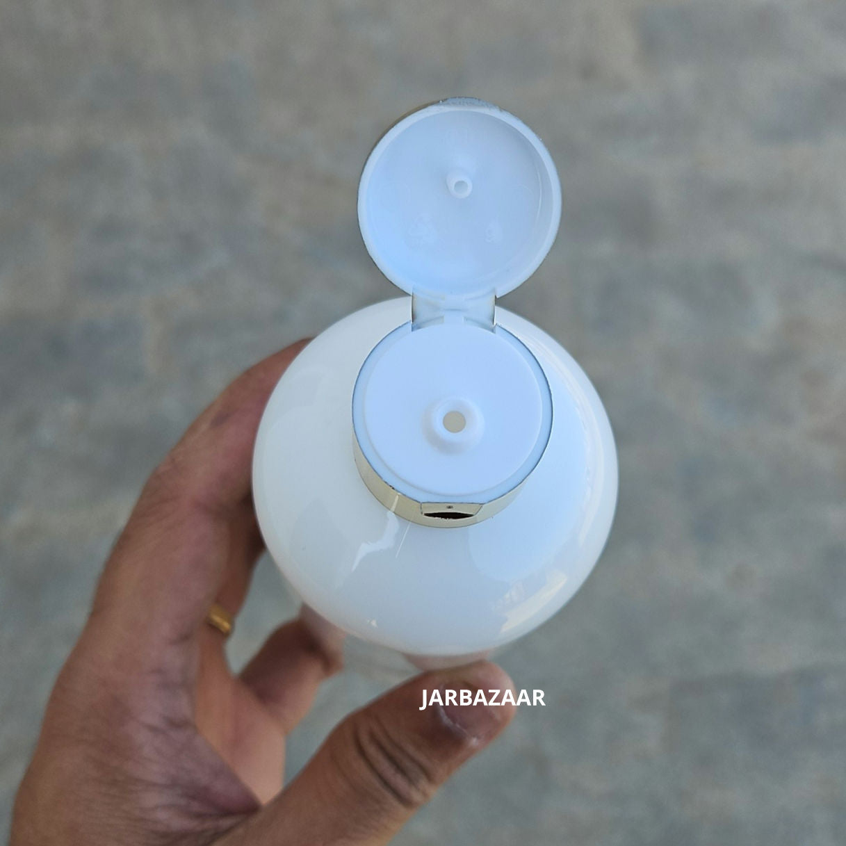 300 ML Boston White Pet Bottle (With Golden Fliptop Caps)