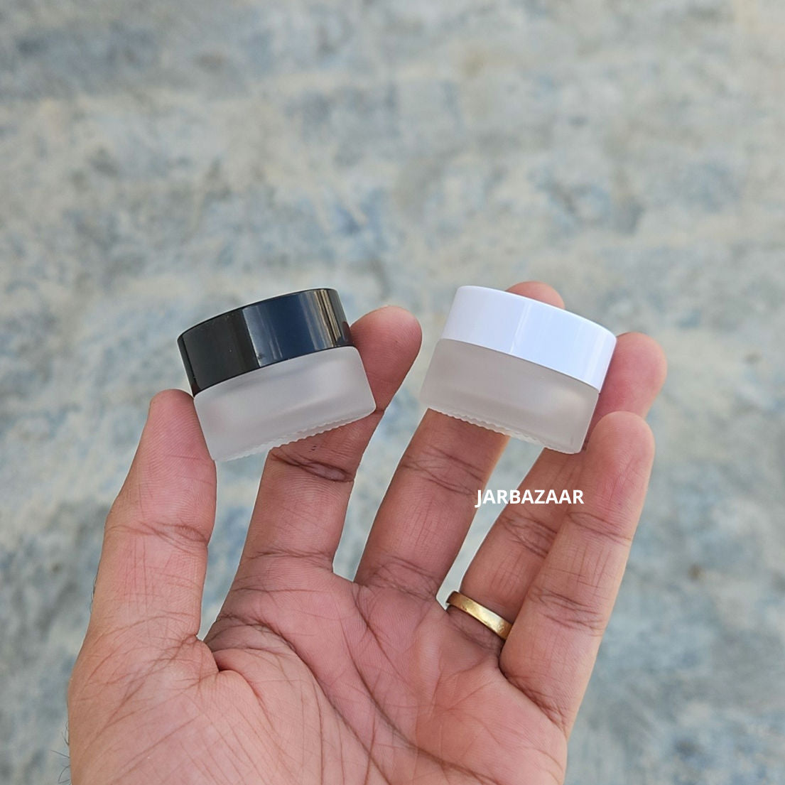 5 Gram Clear Frosted Glass Jar (Black/White Cap)