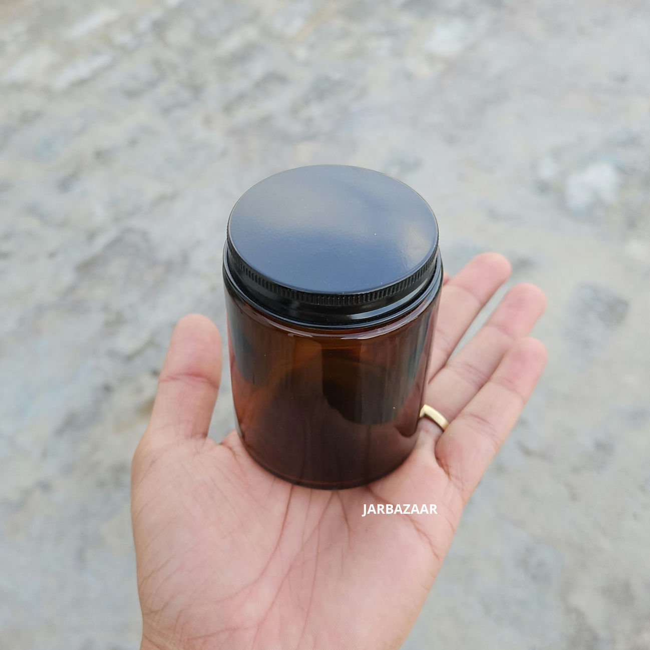 150 ML Amber Glass Jar (With Black Aluminium Screw Cap)