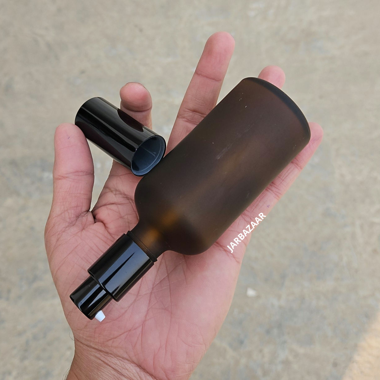 100 ml Amber Frosted Glass bottle (With Premium Black Serum Pumps)