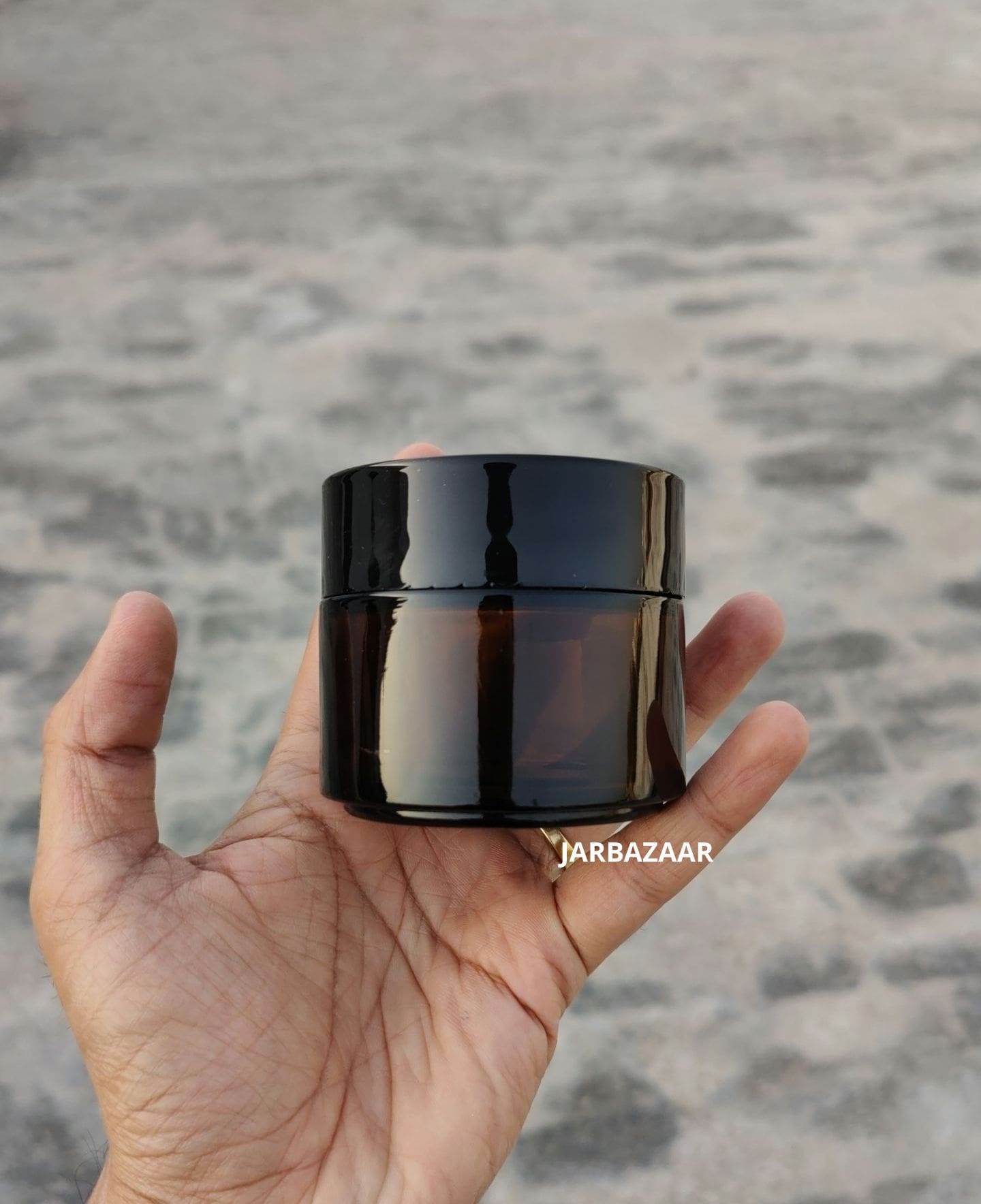 100 Gram Broad Amber Glass Jar (Black Cap)