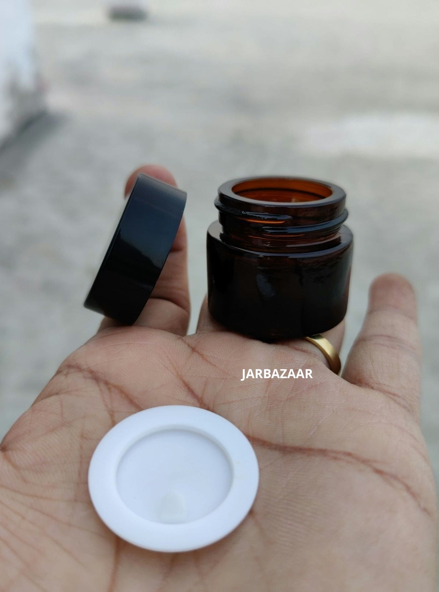 10 Gram Amber Glass Jar (Black Cap)