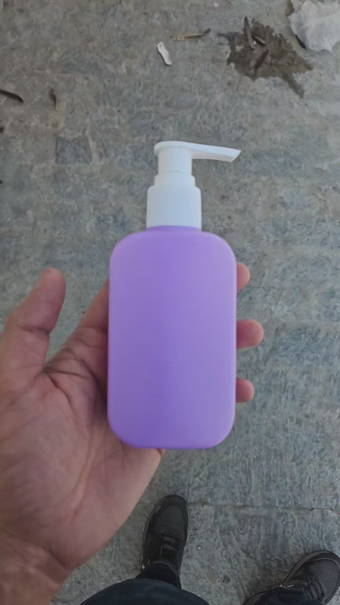 125 ML Flat Purple - HDPE BOTTLE (With Plain Dispenser Pumps)