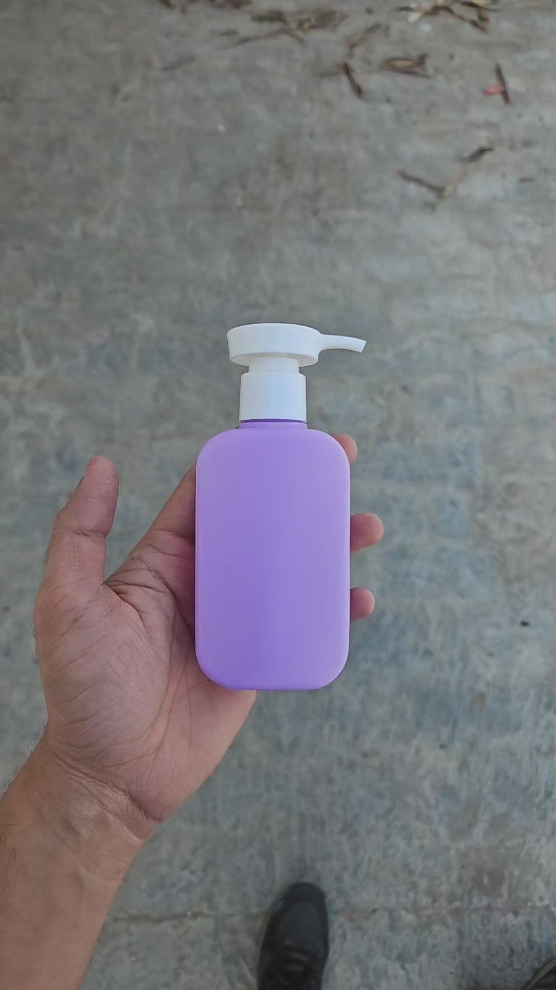 125 ML Flat Purple HDPE Bottle (With Disc Top Dispenser Pump)