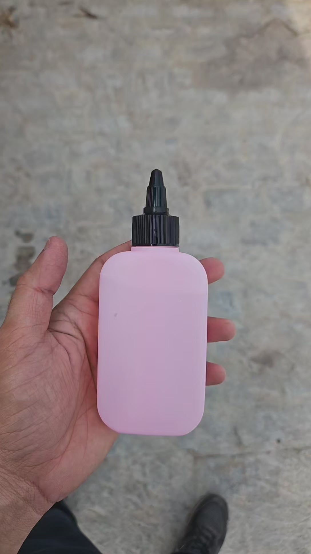125 ML Flat Pink HDPE Bottle (With Nozzel Caps)