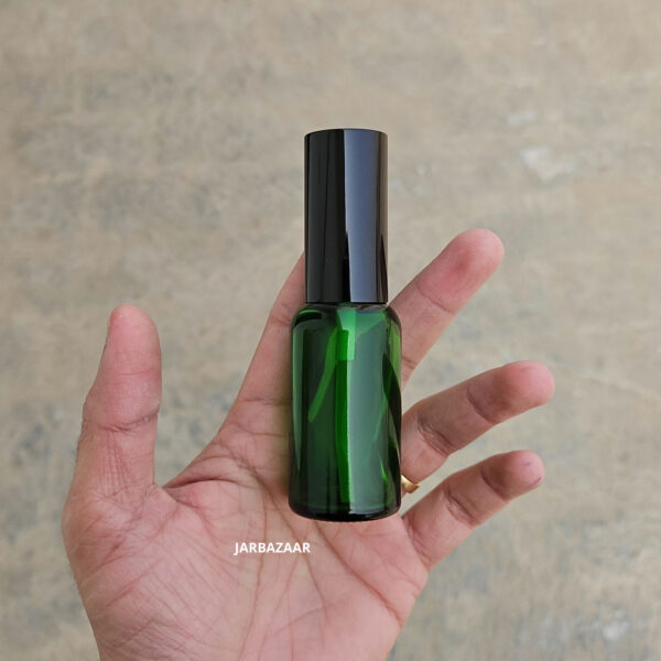 30 ml Green Glass bottle (With Premium Black Serum Pumps) - Image 5