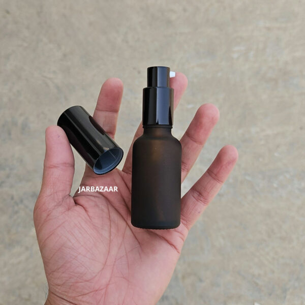 30 ml Amber Frosted Glass bottle (With Premium Black Serum Pumps) - Image 5