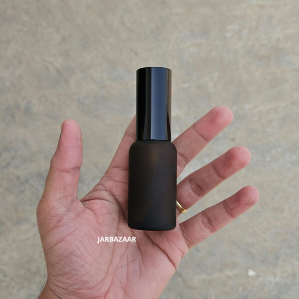 30 ml Amber Frosted Glass bottle (With Premium Black Serum Pumps) - Image 2