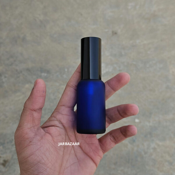 30 ml Blue Frosted Glass bottle (With Premium Black Serum Pumps) - Image 4